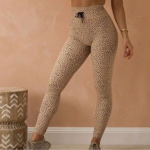 Sarah’s Day x Whitefox Athletics (SDxWFA) Tan Speckle Leggings - Size L
